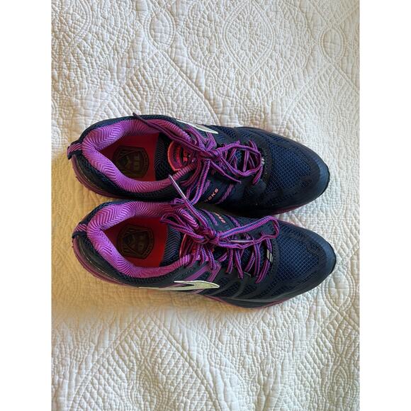 Brooks Cascadia women’s trail running shoes sneakers US 10 $140 UK 8 pink purple - Picture 9 of 10